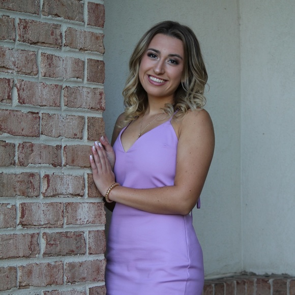 Meet your Posher, Audrey - Picture 1 of 1